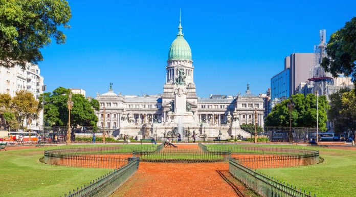 Where Are Ex-Patriots Living?