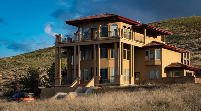 2020 Power Luxury Markets Not Located On Coasts