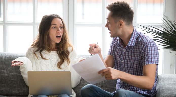 More Than 70% of Couples Argue When Buying or Selling a Home