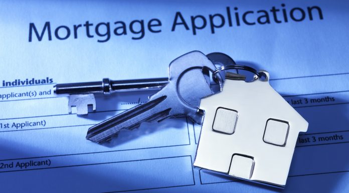 Weekly Mortgage Applications Tumble -29.4%
