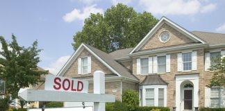 Exodus of Wealthy New Yorkers to Suburbs and Beyond