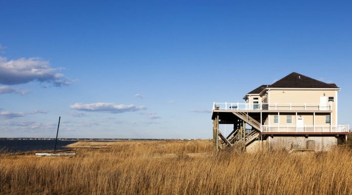Home Prices in Hamptons Hit Record Highs