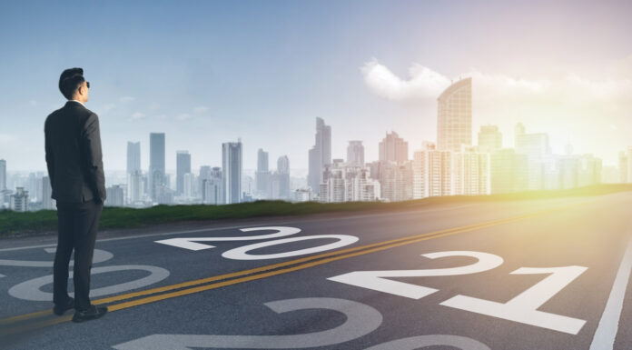 Podcast: What Does Ricky Martin, Apple Glass And Your 2021 Business Plan Have In Common? | Tim and Julie Harris