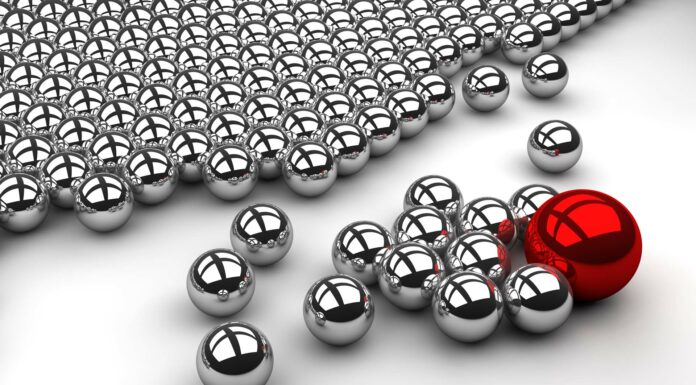 PODCAST: FINALLY, An Easy To Implement Center of Influence & Past Client System | Tim and Julie Harris