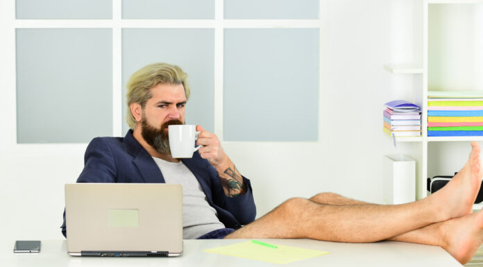 Podcast: How To Finally STOP Procrastinating And Take MASSIVE Action. | Tim and Julie Harris