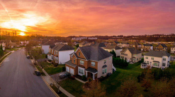 Fannie Mae Says Home Sales to Cool