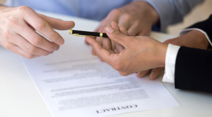 Real Estate License + Trendy Ticket to Flexible, Lucrative Work?