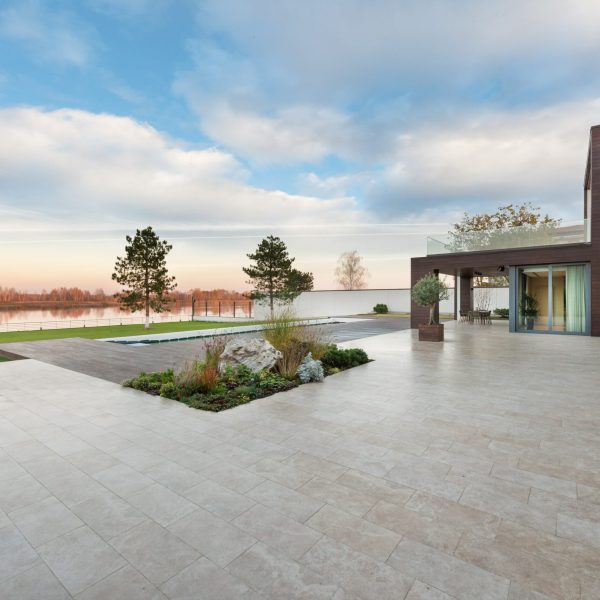 pexels-вахтбович-максим-5997997